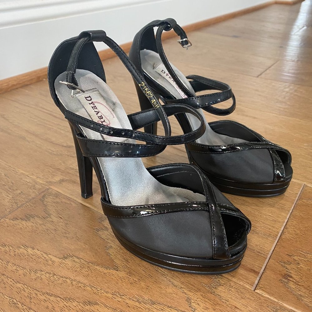 Dyeables Black Platform Heels, Size 4.5